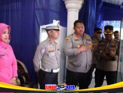 Kapolres Pasuruan Tinjau Pos Pelayanan Nataru di Pandaan, Kedepankan Pengamanan Humanis