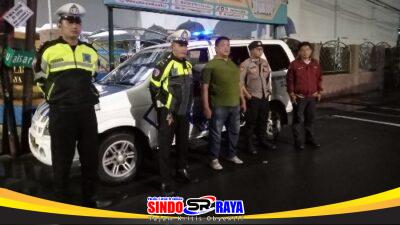 Jelang Tahun Baru 2026, Polsek Semampir Perketat Patroli Kamtibmas di Wonokusumo Surabaya