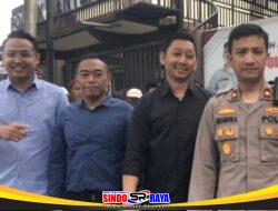 Polsek Genteng Surabaya Tebar Kepedulian Jelang Isra Miraj, Tukang Becak dan Ojol Terima Bantuan