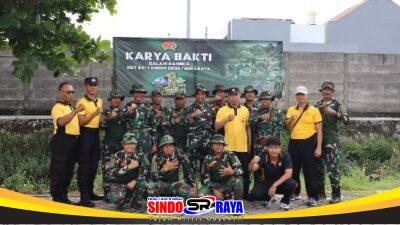 Peringati HUT ke-1 Kodim 0830, Koramil Rungkut Gelar Karya Bakti Bersihkan Sungai Sentong