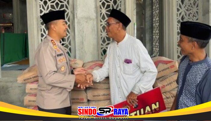 Polri Peduli : Polres Kediri Salurkan Bantuan Untuk Pembangunan Masjid An Nur Al Utsmani