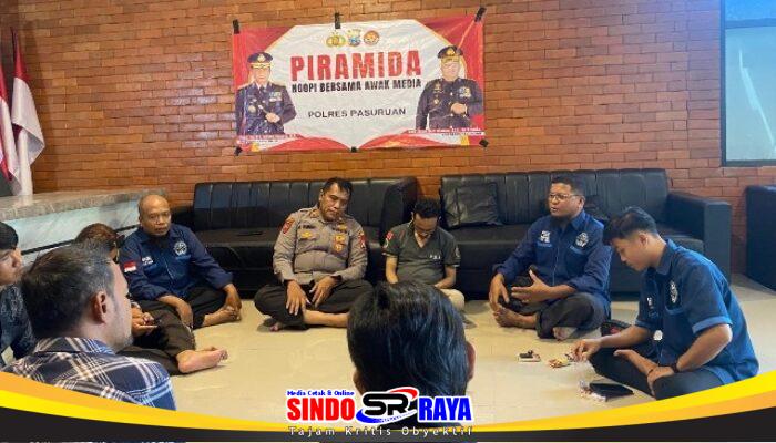 Humas Polres Pasuruan Ngopi Bareng Media Online, Dialog dan Etika Pemberitaan Diperkuat