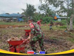 Dukung Pemberdayaan Ekonomi Warga, Babinsa Ribang Awasi Pembangunan KDKMP