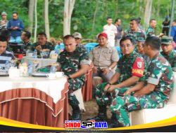 Dandim 0808/Blitar Dampingi Danrem 081/DSJ kunjungi Lokasi Sasaran Pembangunan Jembatan Gantung Di Blitar