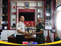 Jaga Silaturahmi Komandan Kodim 1208/Sambas Terima Kunjungan Kerja Kepala Kantor Imigrasi Kelas II TPI Kab. Sambas