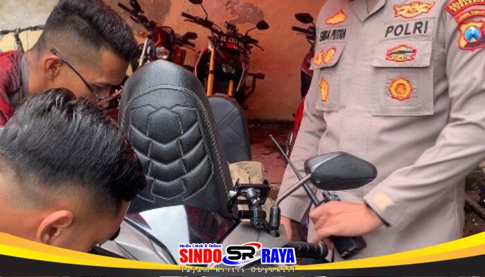 Cegah Curanmor, Polrestabes Surabaya Bagikan Alarm Motor Gratis