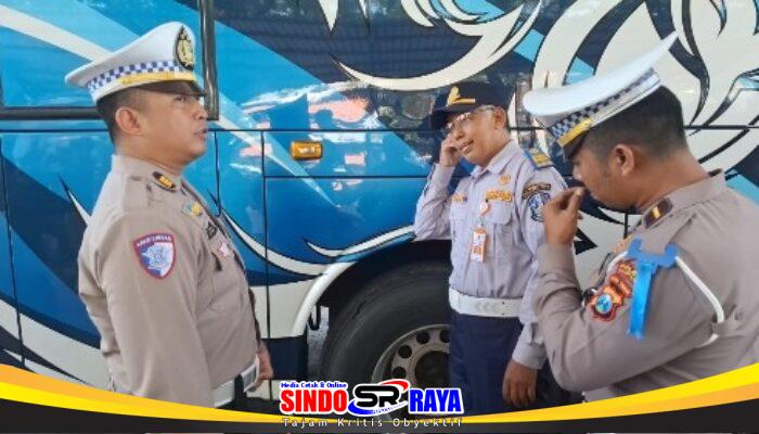 Operasi Keselamatan Semeru 2026: Ditlantas Polda Jatim Sidak Bus dan Tes Urine Sopir di Sampang