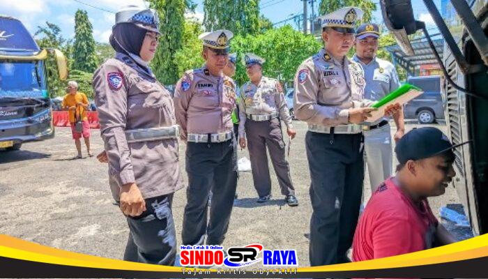 Operasi Keselamatan Semeru 2026 Ditlantas Polda Jatim Gelar Ramp Chek Angkutan Umum