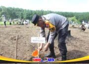 Polres Bondowoso Turut Tanam 1.000 Pohon Gerakan Sedekah Oksigen HPN 2026