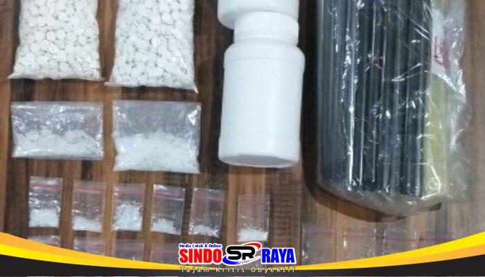 Polrestabes Surabaya Amankan 2 Tersangka Pengedar Narkoba,109gr Sabu dan 2.000 Pil LL Disita