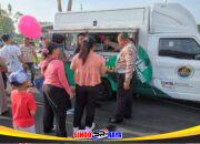 Polantas Menyapa di CFD Polresta Sidoarjo, Warga Antusias Urus Pajak Sambil Olahraga