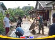 Bantu Kesulitan Masyarakat, Babinsa Buduk Sempadang Gotong royong Bersama Warga Pengecoran Jalan Setapak