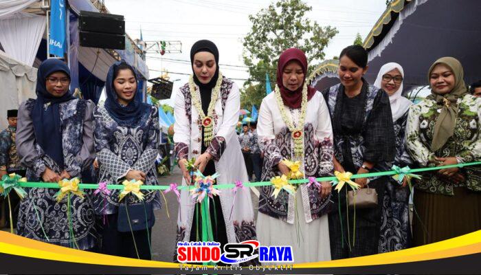 Dandim 1009/Tla Bersama Ketua Persit KCK Cabang XXXII Dim 1009 Menghadiri Pembukaan Ramadhan Expo 2026