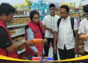 Satgas Pangan Polresta Banyuwangi Ingatkan Swalayan Tarik Produk Hampir Kedaluwarsa