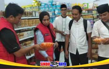 Satgas Pangan Polresta Banyuwangi Ingatkan Swalayan Tarik Produk Hampir Kedaluwarsa
