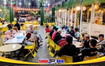 Komunitas Wartawan Indonesia menggelar gladi bersih persiapan launching di Caffe Labara Surabaya