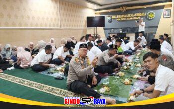 Buka Bersama Polsek Sawahan Surabaya Jadi Momen Silaturahmi dan Pengantar Purna Tugas Wakapolsek