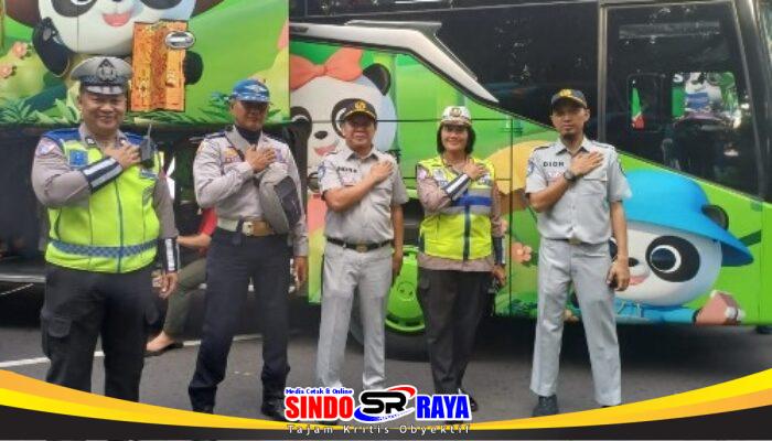 Mudik Gratis, Rasa Aman Maksimal: Polisi Lakukan Ramp Check Ketat, Ribuan Pemudik Tersenyum