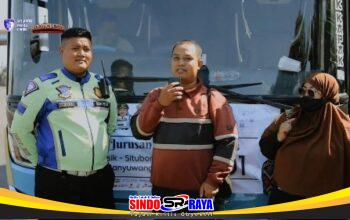 Aksi Heroik Satlantas Polres Gresik: Kejar Bus Mudik Hingga Tol Tandes Demi Pasutri