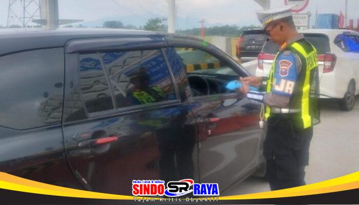 Polda Jatim Terapkan Mobile Reader di Gerbang Tol Situbondo Barat