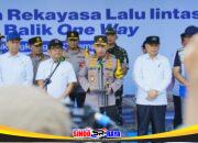 Pimpin One Way Nasional Arus Balik Lebaran, Kapolri ke Pemudik: Utamakan Keselamatan