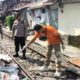 Terseret Kereta Api 30 Meter di Surabaya, Pria 23 Tahun Patah Kaki Saat Asyik Pilah Botol Bekas