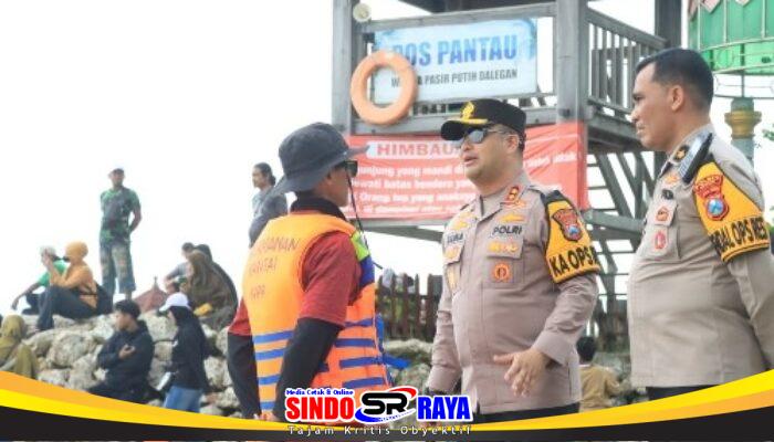 Kapolres Gresik Tinjau Pantai Dalegan Pastikan Keamanan Wisatawan
