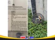 Surat tanda terima laporan pencurian di Polsek Wonocolo dan sangkar murai batu yang diduga dibuang pencuri di Surabaya