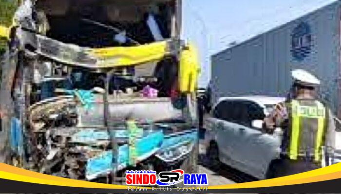 Nahas di Pantura Situbondo: Bus Tabrak Truk Saat Menyalip, 2 Tewas dan 1 Kritis