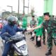 Dandim 1009/Tanah Laut Bersama Ketua Persit KCK Cabang XXXII Kembali Bagikan Takjil, Apresiasi Antusias Masyarakat