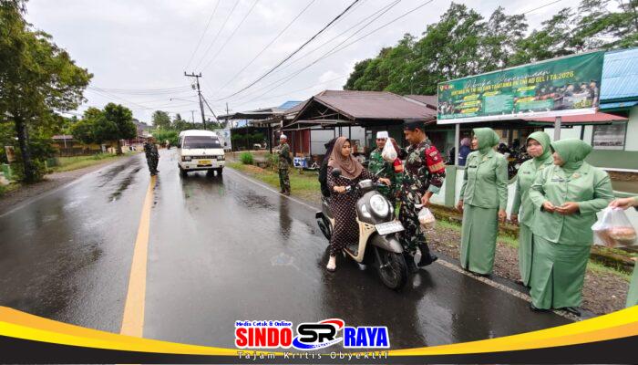 Tebar Kepedulian di Bulan Suci, Koramil Labuan Amas Utara Bagikan Takjil