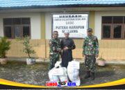 Kodim 1002/HST Salurkan Zakat Fitrah ke Lima Titik, Total 648 Kg Beras