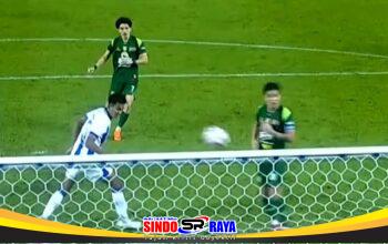 Hasil Persebaya vs Persib 2-2, Francisco Rivera mencetak gol penyeimbang pada 10 menit akhir di Stadion Gelora Bung Tomo