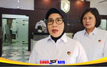 Kombes Pol Ganis Setyaningrum dari Polda Jatim memberikan keterangan terkait kasus kekerasan seksual oknum Lora Bangkalan dengan berkas tersangka UF dinyatakan P21