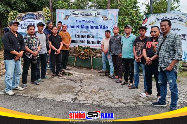 VJB takziah ke rumah duka Ade Maulana di Surabaya, Ketua KJJT dikenang sebagai sosok panutan oleh rekan jurnalis