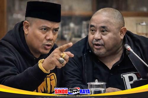 Baihaki Akbar Ketua Umum AMI dan Aboe Bakar Fraksi PKS dalam ilustrasi polemik pernyataan ulama dan pesantren Madura