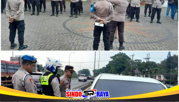 Cegah Kerusuhan Suporter, Polres Pasuruan Siagakan 59 Personel di Exit Tol Purwodadi