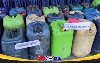 Polres Bondowoso Amankan Dua Tersangka Penimbun 1 Ton BBM Bersubsidi