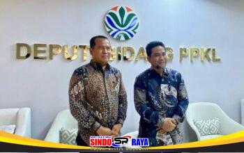 Ketua Pansus LKPJ DPRD Jatim Khusnul Arif saat berkoordinasi dengan Kementerian Lingkungan Hidup terkait capaian IKLH Jatim 2025