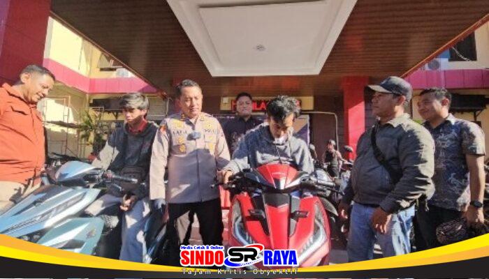 Polres Probolinggo Temukan dan Serahkan Motor yang Hilang, Korban Curanmor Tersenyum Riang