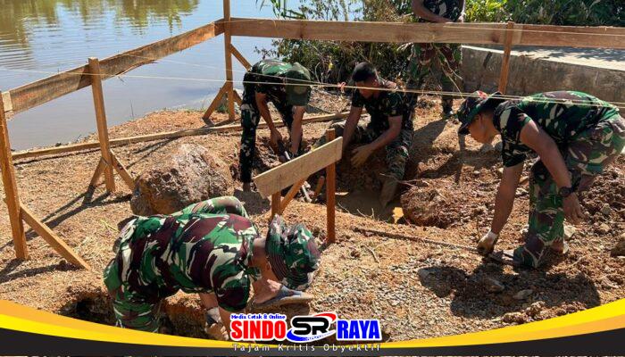 Perlahan Namun Pasti, Personel Kodim 1009/Tla Bersama Masyarakat Kerjakan Jembatan Garuda