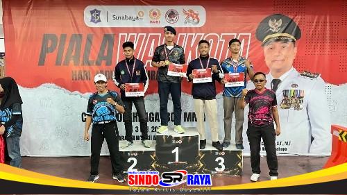 Atlet Brimob Polda Jatim meraih medali di Kejurprov IBCA MMA Jatim 2026 di GOR Pancasila Surabaya