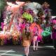 Surabaya Vaganza Festival of Lights 2026 Masuk KEN, Ribuan Warga Padati Parade Malam