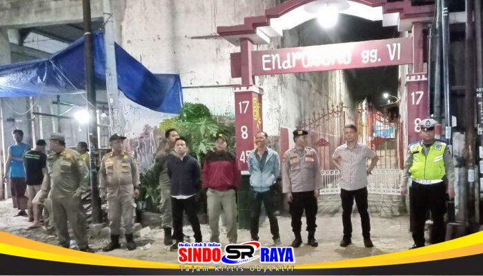 Patroli Harkamtibmas Polsek Semampir dan Satpol PP Tuai Apresiasi Warga
