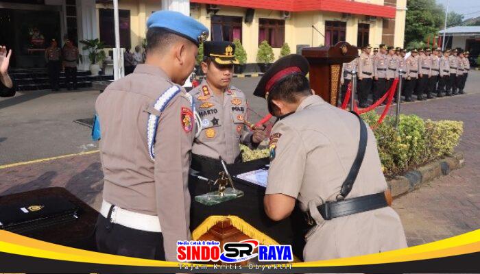 Kapolres Pasuruan Pimpin Sertijab PJU dan Kapolsek Jajaran : Tingkatkan Pelayanan Publik Humanis dan Responsif