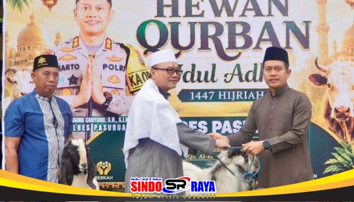 Polres Pasuruan Salurkan 16 Sapi dan 57 Kambing Kurban untuk Masyarakat di Hari Idul Adha