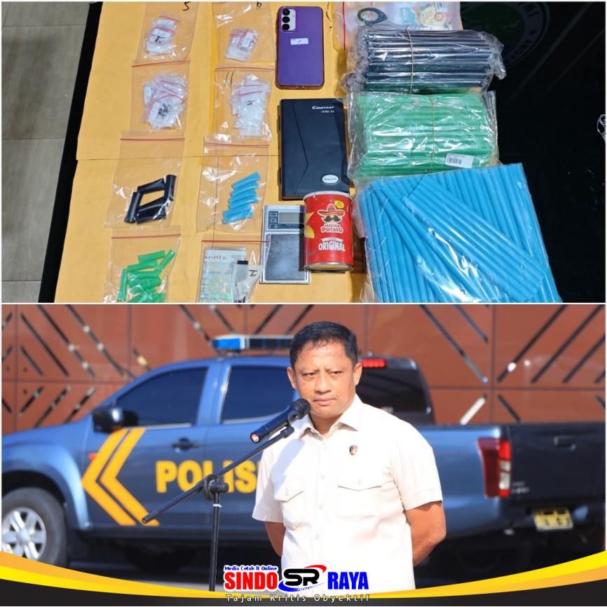 Kasatresnarkoba Polres Ngawi AKP Marji Wibowo menunjukkan barang bukti pengungkapan jaringan narkoba dan penangkapan pengedar sabu di Madiun.