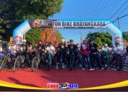 Polres Lumajang Gelar Gowes, Ribuan Pesepeda Sambut Hari Bhayangkara ke – 80