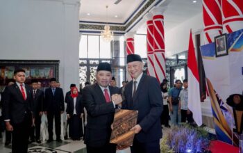 Bupati Sampang Lantik Andy Andrian Hasan Sebagai Direktur RSMZ Kabupaten Sampang