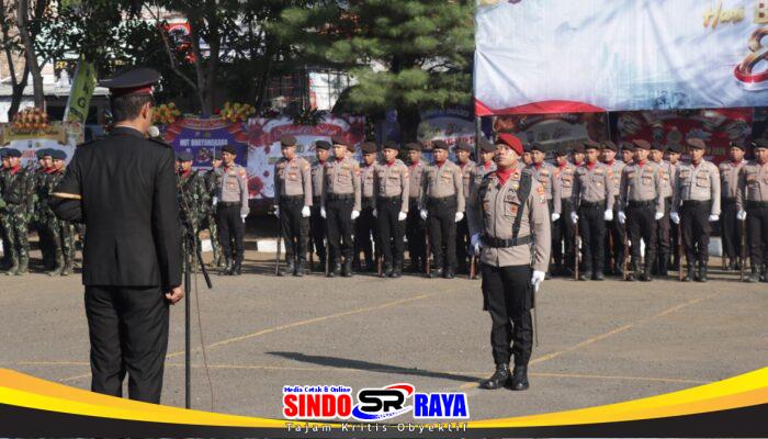 Polres Sampang Peringati Hari Bhayangkara ke-80, AKBP Hartono Pimpin Upacara